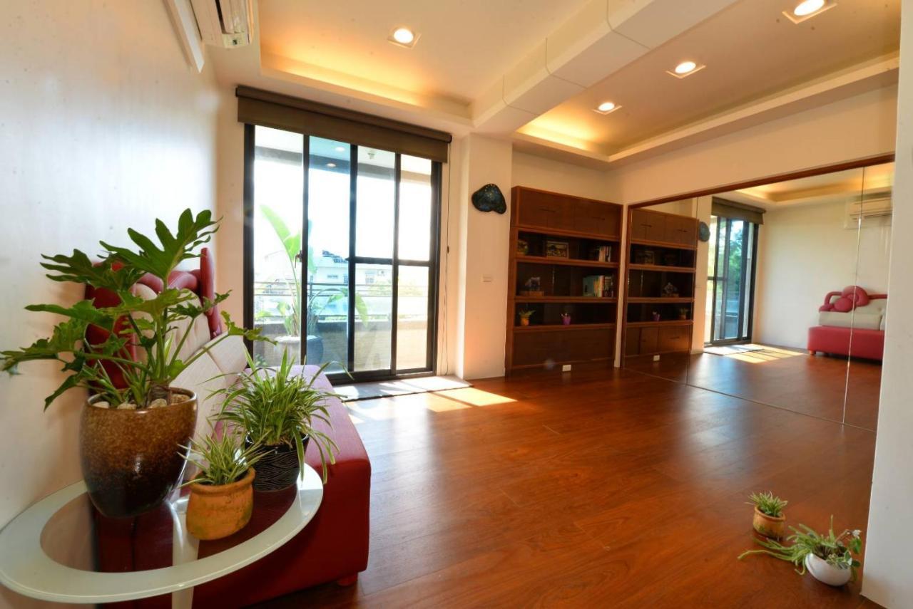 Ferienwohnung Weiden House Luodong Exterior foto