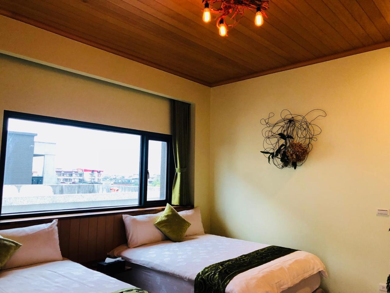 Ferienwohnung Weiden House Luodong Exterior foto